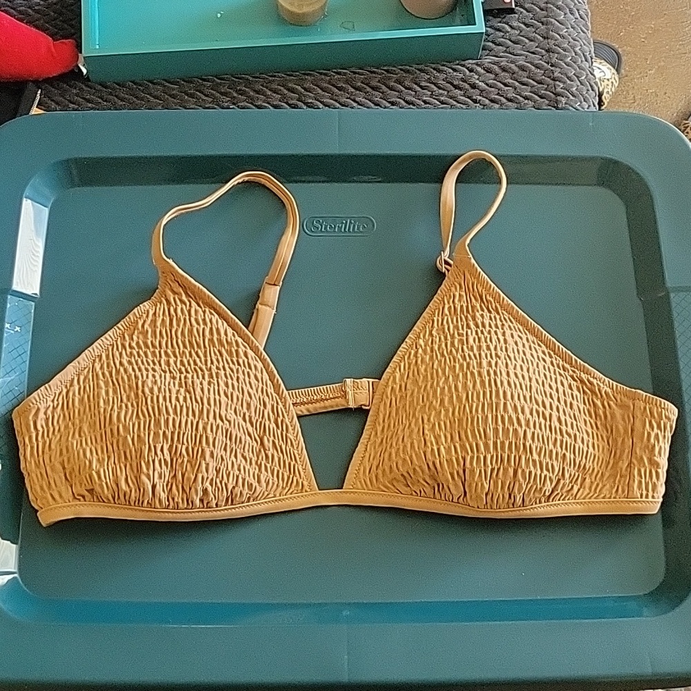 Brand new aerie bathing suit top